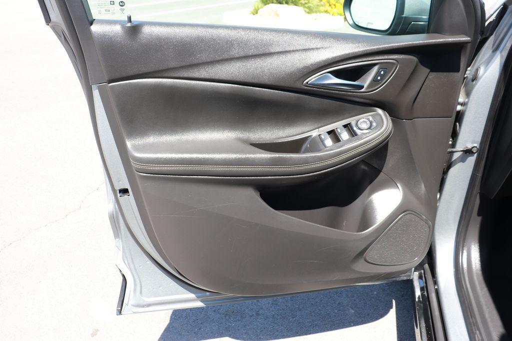used 2024 Buick Encore GX car, priced at $20,000