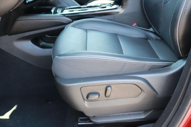 used 2023 Buick Envision car, priced at $22,000