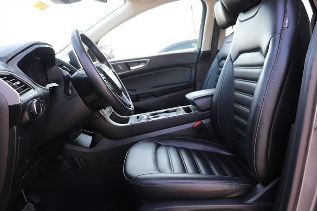 used 2024 Ford Edge car, priced at $22,000
