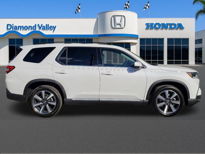 new 2025 Honda Pilot car, priced at $46,208