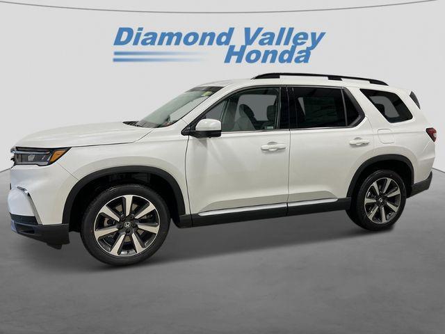 new 2025 Honda Pilot car, priced at $51,768