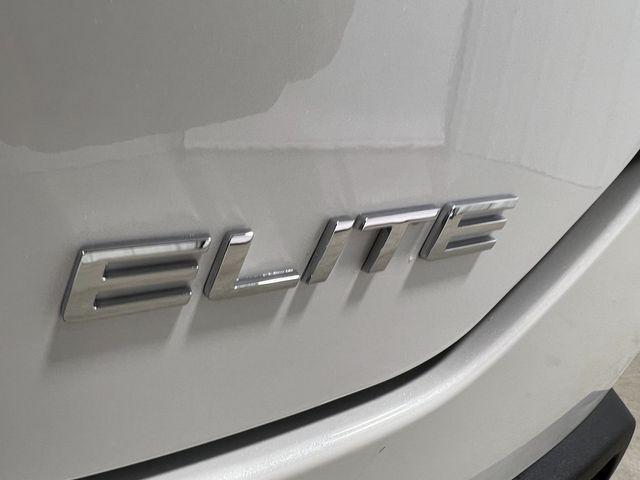 new 2025 Honda Pilot car, priced at $51,768