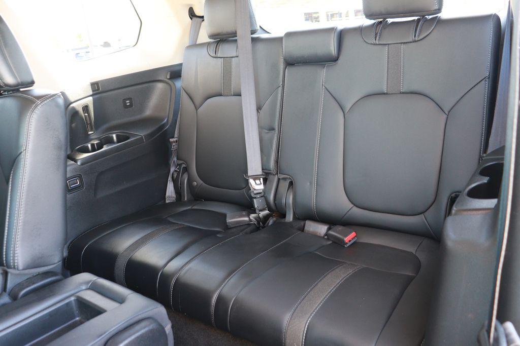 used 2025 Honda Pilot car, priced at $37,000