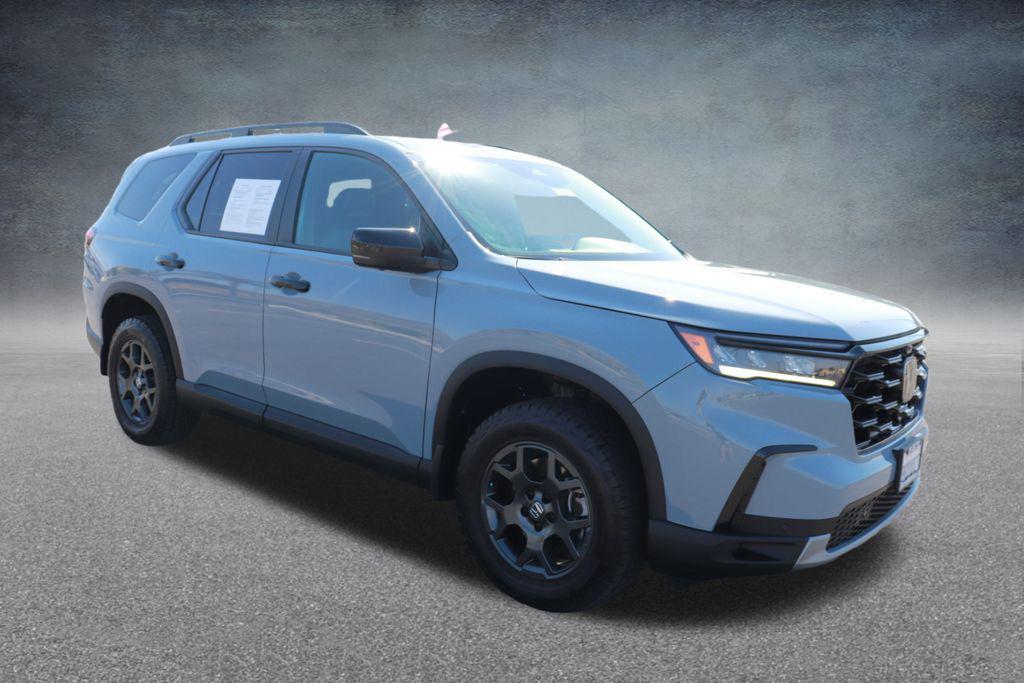 used 2023 Honda Pilot car, priced at $42,000