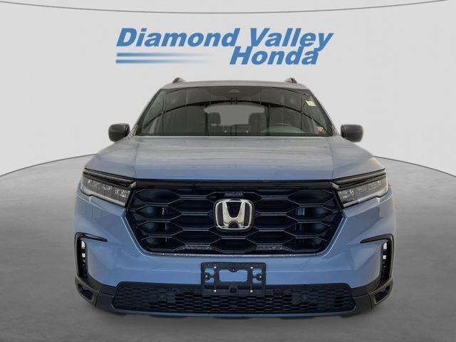 new 2025 Honda Pilot car, priced at $42,542