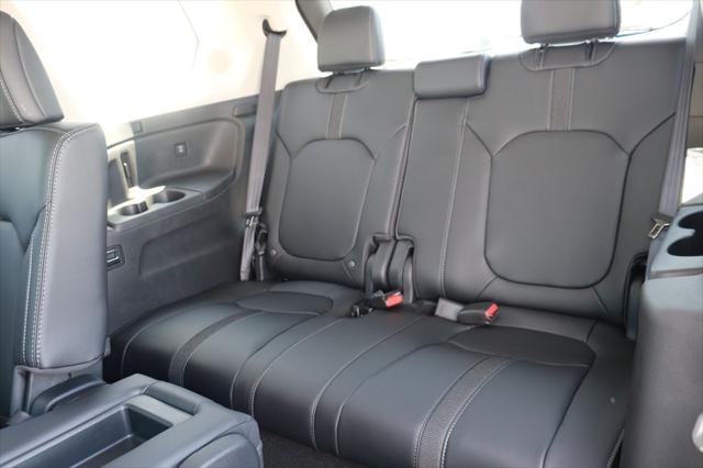 new 2025 Honda Pilot car, priced at $46,647
