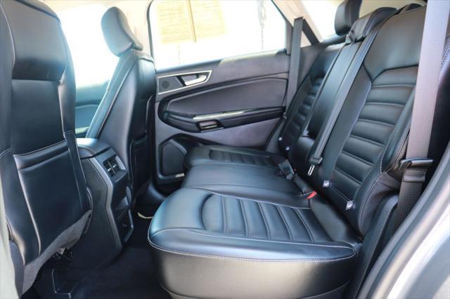 used 2024 Ford Edge car, priced at $25,000