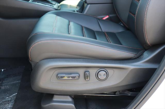 new 2025 Honda CR-V Hybrid car, priced at $37,880