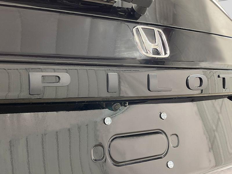 new 2025 Honda Pilot car, priced at $48,301