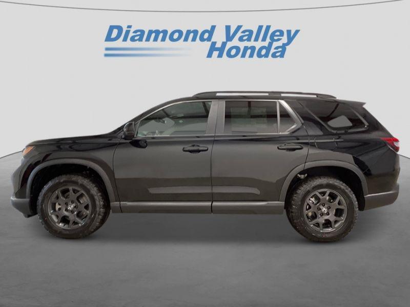 new 2025 Honda Pilot car, priced at $48,301