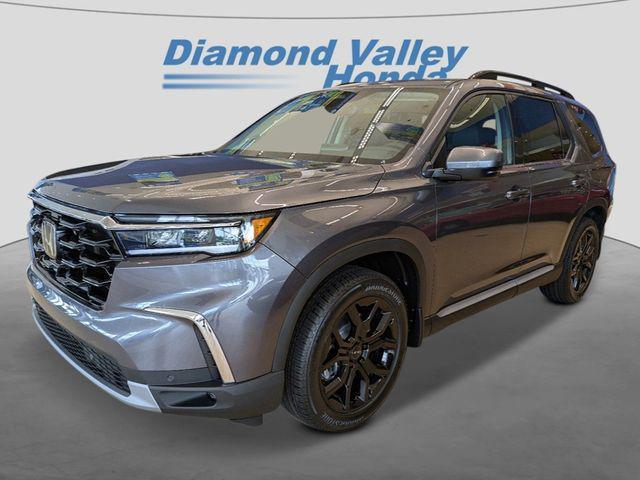 new 2025 Honda Pilot car, priced at $49,157