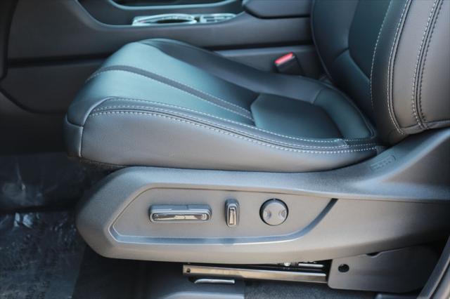 new 2025 Honda Pilot car, priced at $49,157