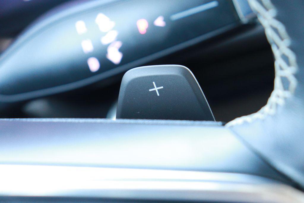 used 2024 Buick Envision car, priced at $26,000