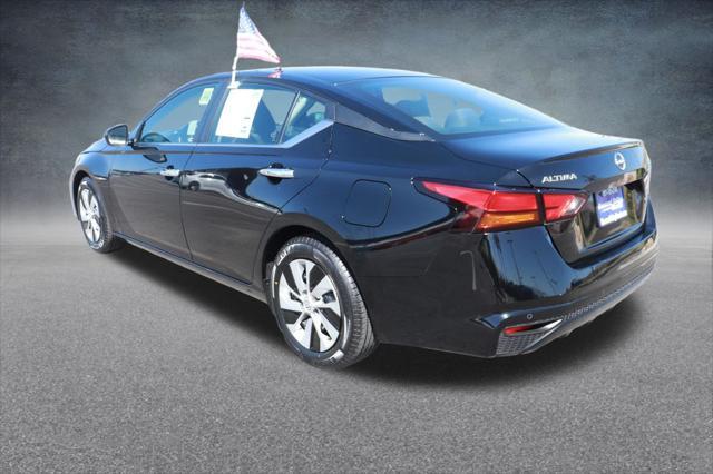 used 2023 Nissan Altima car, priced at $17,000