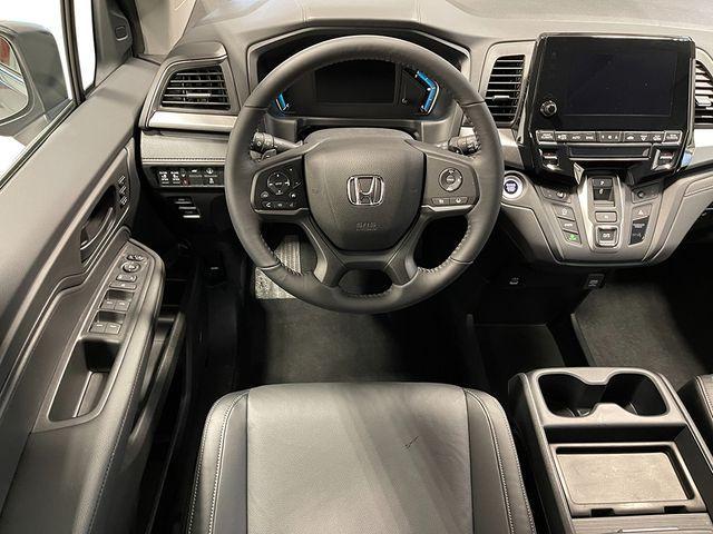new 2024 Honda Odyssey car, priced at $40,728
