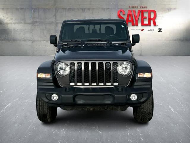 used 2022 Jeep Gladiator car, priced at $34,189