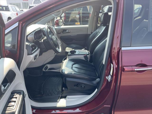 used 2018 Chrysler Pacifica Hybrid car, priced at $24,777