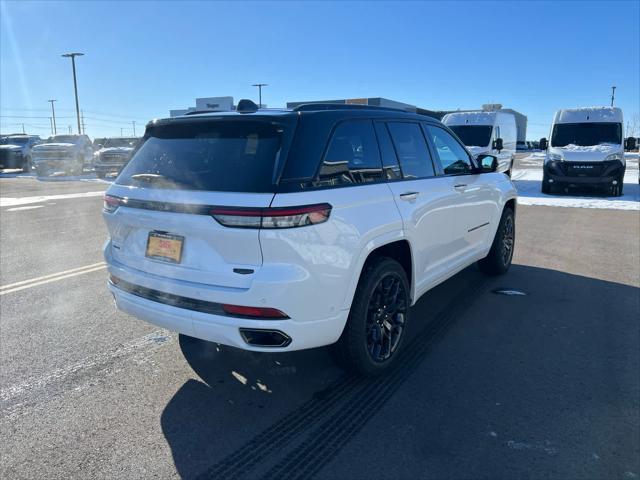 new 2025 Jeep Grand Cherokee car, priced at $67,585