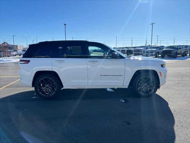 new 2025 Jeep Grand Cherokee car, priced at $67,585