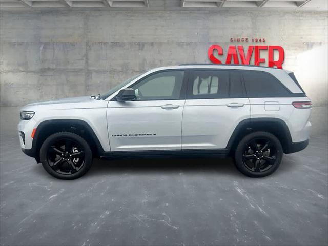 used 2023 Jeep Grand Cherokee car, priced at $33,256