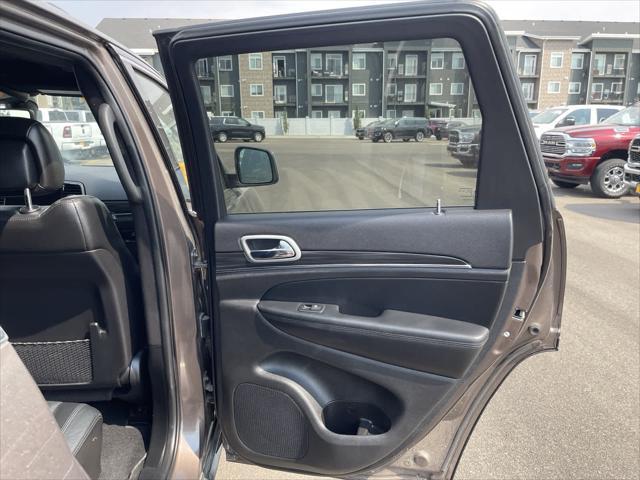 used 2021 Jeep Grand Cherokee car, priced at $29,586