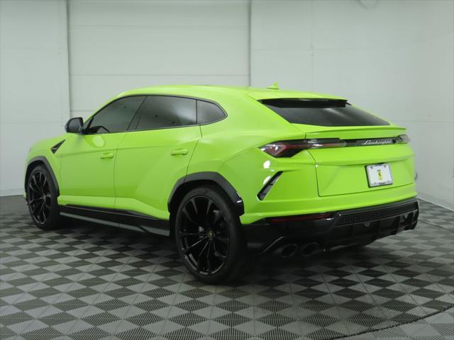 used 2022 Lamborghini Urus car, priced at $239,900