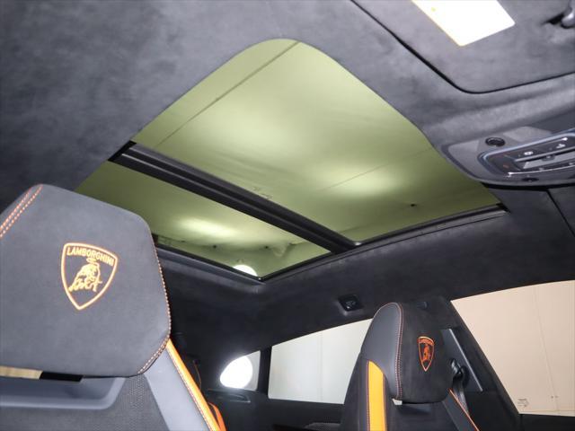 used 2024 Lamborghini Urus car, priced at $318,900