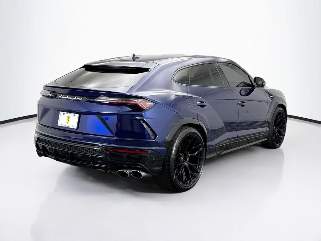 used 2020 Lamborghini Urus car, priced at $168,900