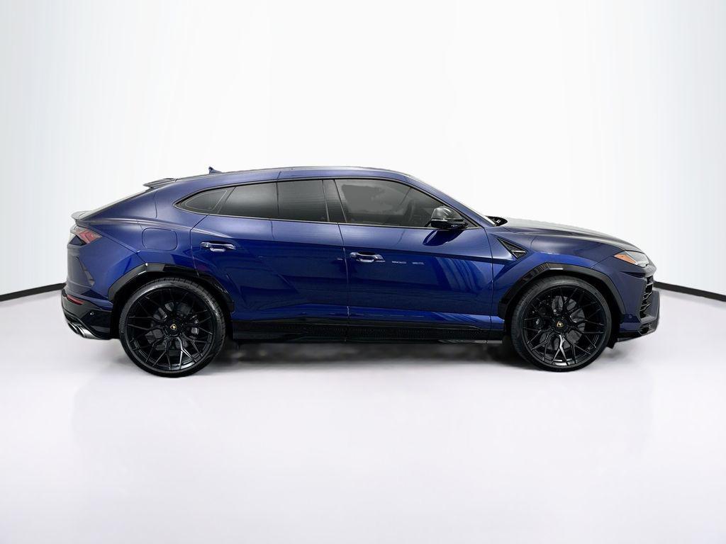 used 2020 Lamborghini Urus car, priced at $168,900