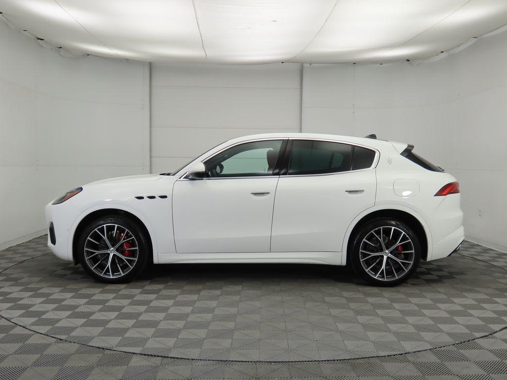 new 2025 Maserati Grecale car, priced at $95,805