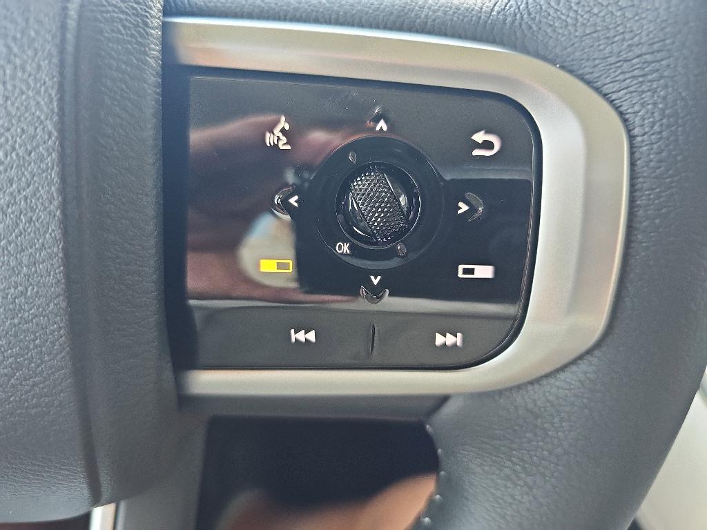 new 2025 Nissan Armada car, priced at $72,020