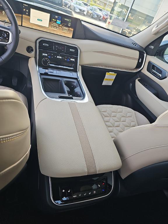 new 2025 Nissan Armada car, priced at $72,020