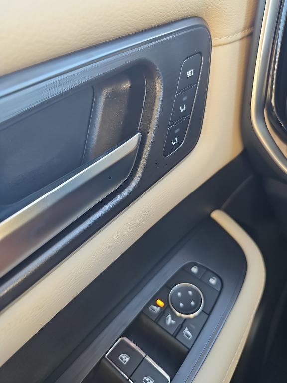 new 2025 Nissan Armada car, priced at $70,570