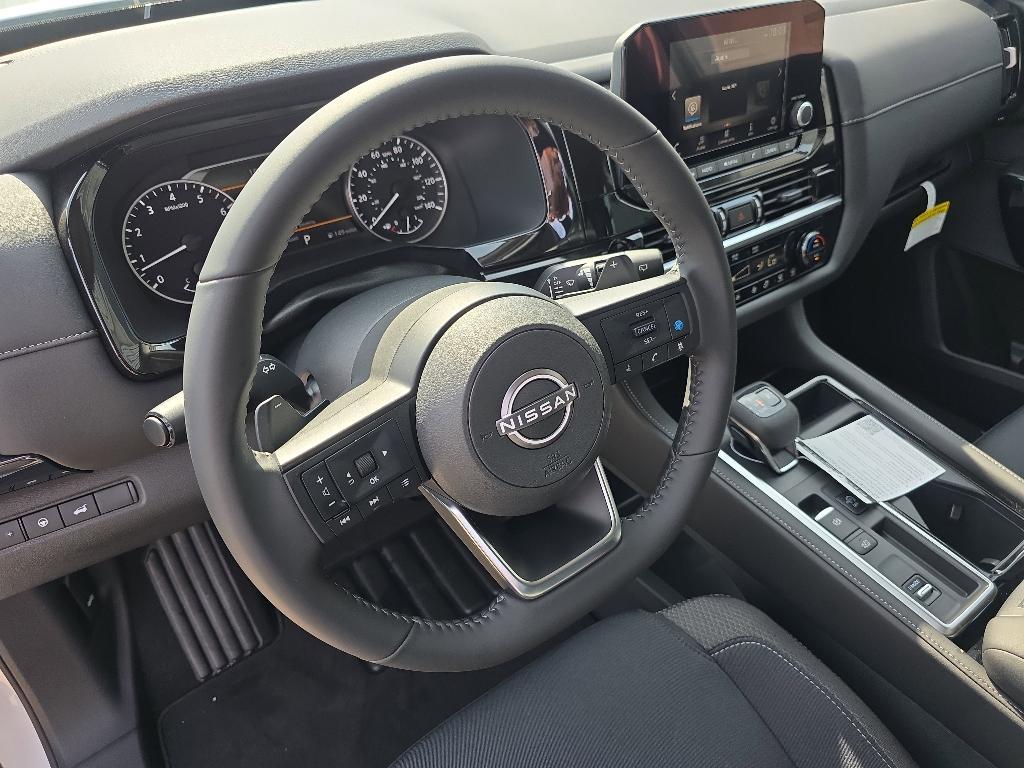 new 2025 Nissan Pathfinder car, priced at $38,311