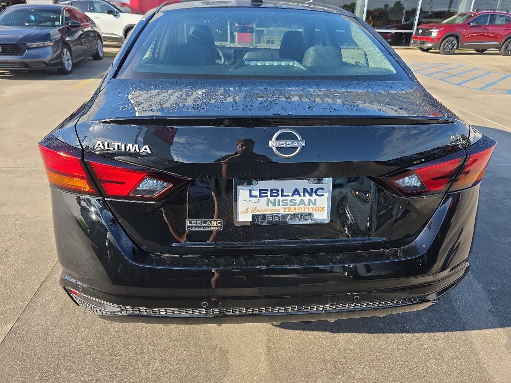 new 2025 Nissan Altima car, priced at $25,625