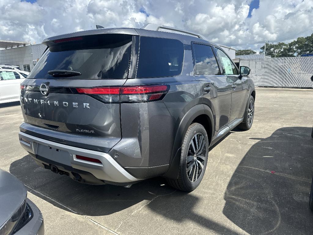 new 2025 Nissan Pathfinder car, priced at $40,962