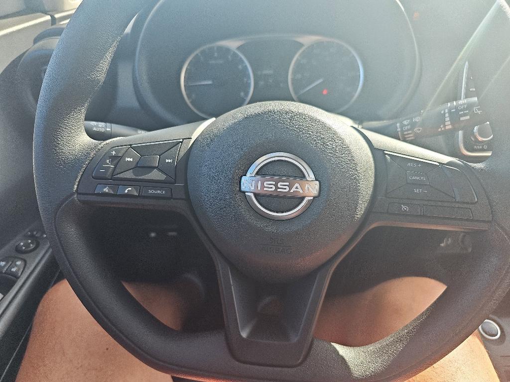 new 2025 Nissan Kicks Play car, priced at $22,850