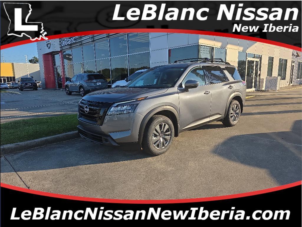 new 2025 Nissan Pathfinder car, priced at $33,705
