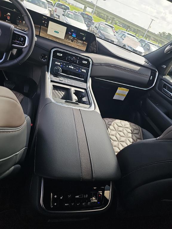 new 2025 Nissan Armada car, priced at $72,110