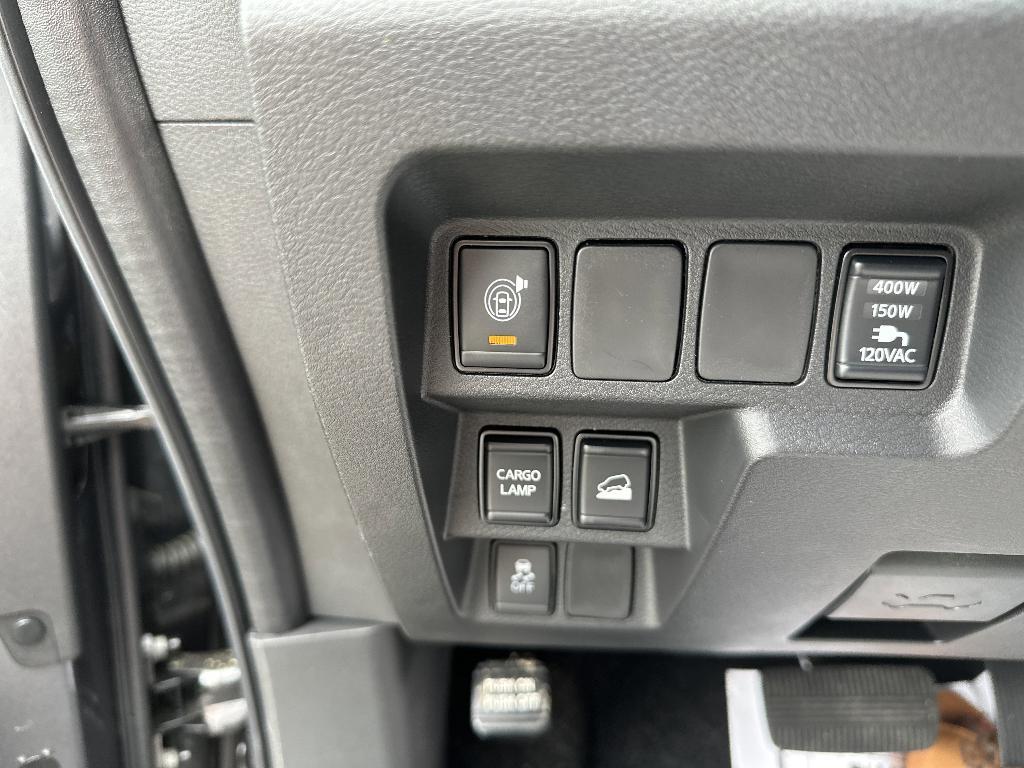new 2025 Nissan Frontier car, priced at $33,519