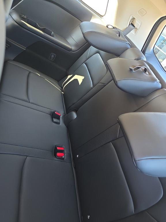 new 2025 Nissan Pathfinder car, priced at $35,456