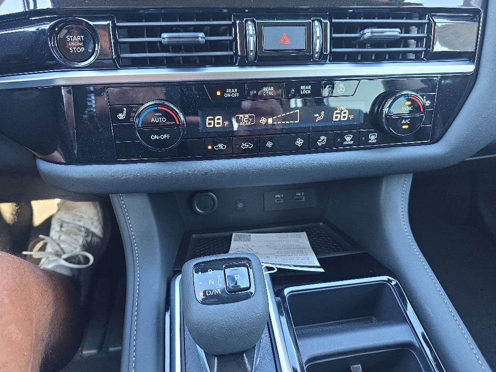 new 2025 Nissan Pathfinder car, priced at $35,456