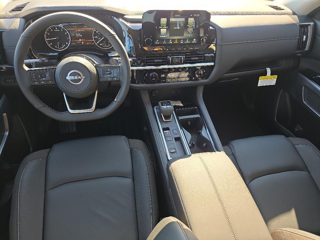 new 2025 Nissan Pathfinder car, priced at $35,456