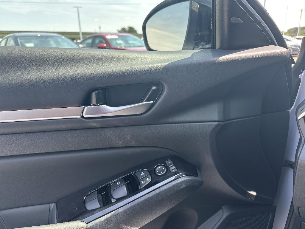 new 2025 Nissan Altima car, priced at $30,458