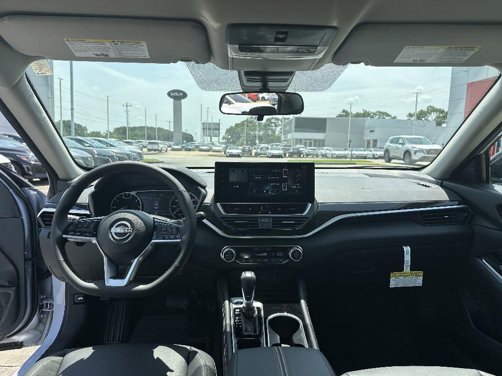 new 2025 Nissan Altima car, priced at $30,458