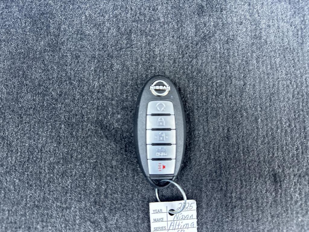 new 2025 Nissan Altima car, priced at $30,458