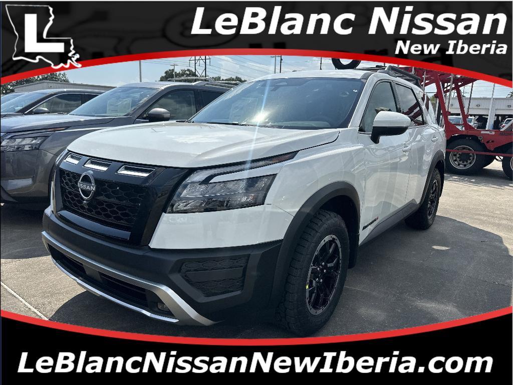 new 2025 Nissan Pathfinder car, priced at $42,352