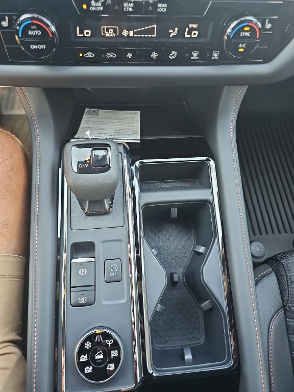 new 2025 Nissan Pathfinder car, priced at $37,352