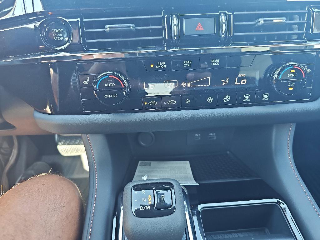 new 2025 Nissan Pathfinder car, priced at $37,352