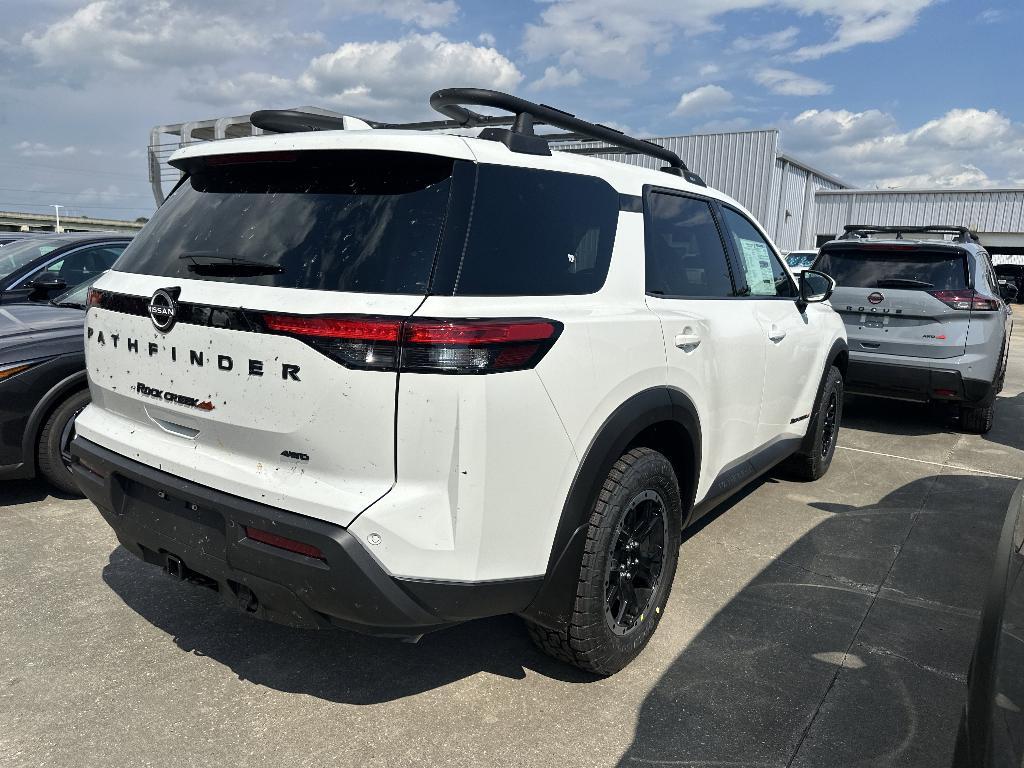 new 2025 Nissan Pathfinder car, priced at $37,352